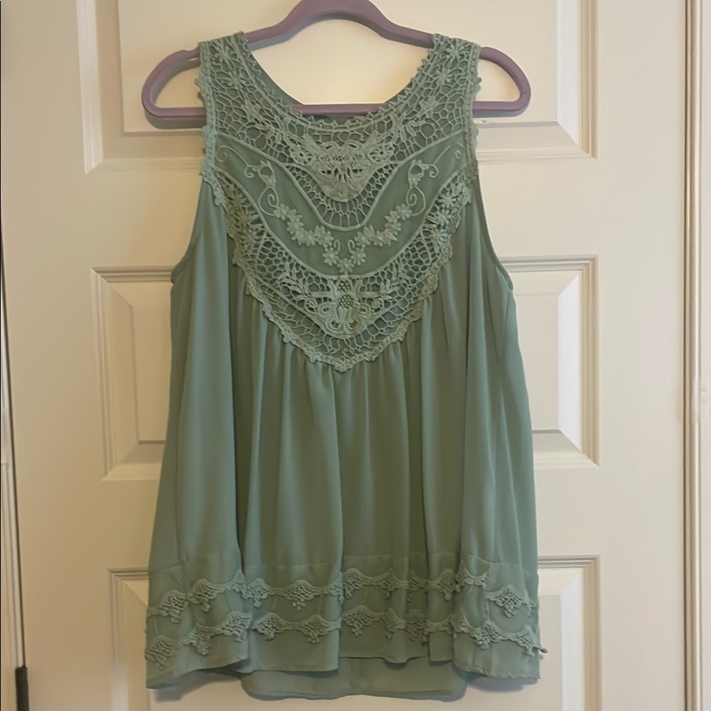 Entro Lace Trim Green Sleeveless Top